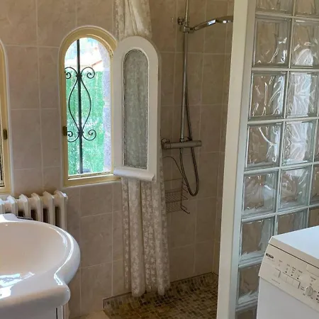 F2 Avec Jardin Et Climatisation A - Fr-1-703-148